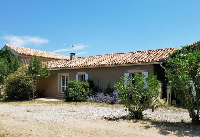 Дом 3 Спальни, Château La Villatade