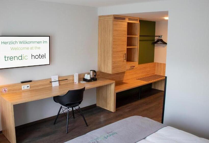 Family Suite, Trendic