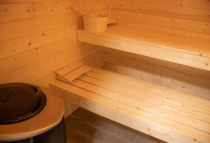 Family Suite, Trendic