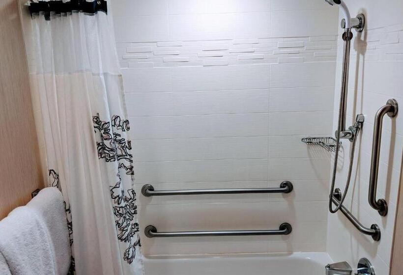 스위트 킹사이즈 침대, Residence Inn By Marriott Cleveland Beachwood