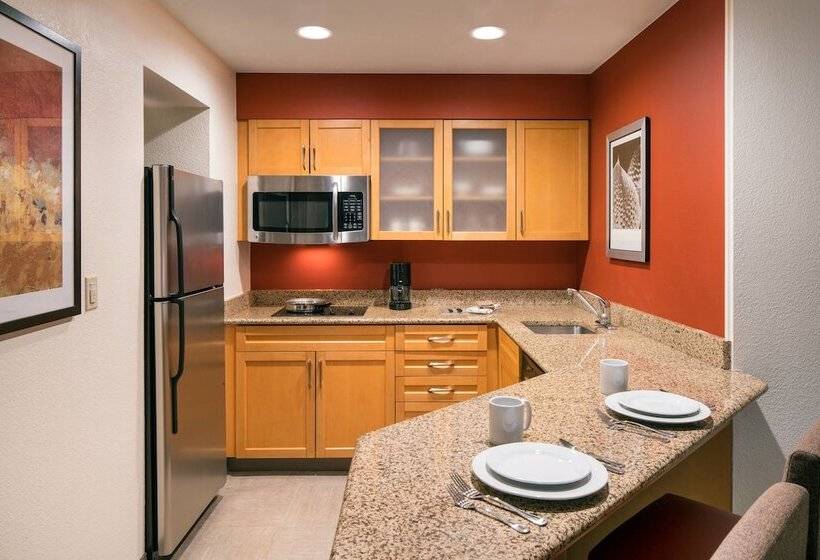 Люкс 2 Спальни, Residence Inn Pleasant Hill Concord