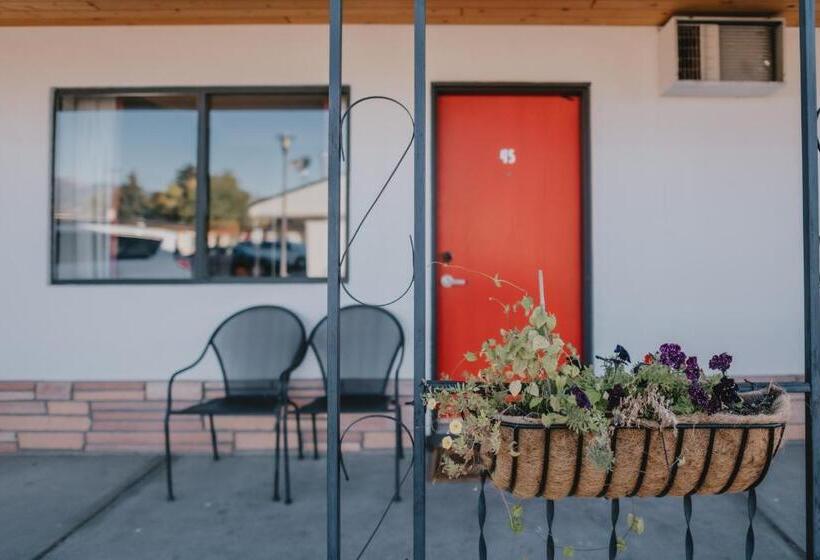 Трехместный Номер Классика, Sapphire Motel Midtown Bozeman