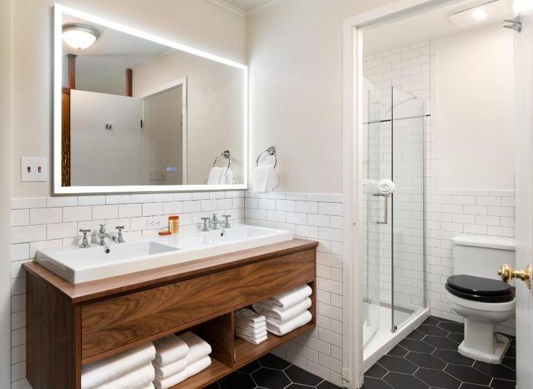 Трехместный Номер Deluxe, Sapphire Motel Midtown Bozeman
