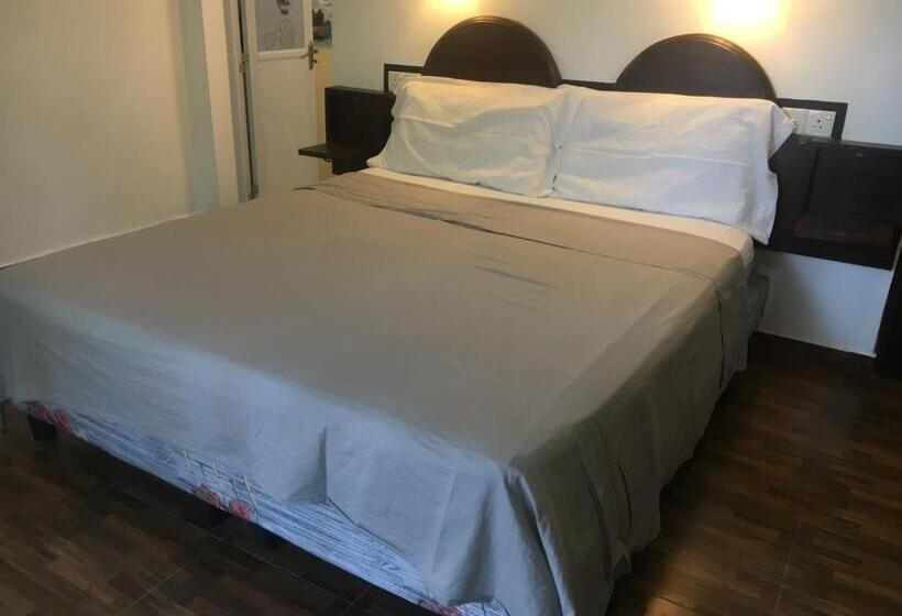 اتاق لوکس, Ruwan Villa Ahangama