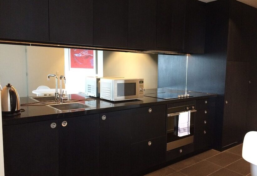 침실 2개 아파트, Tasha S Apartments On Warwick