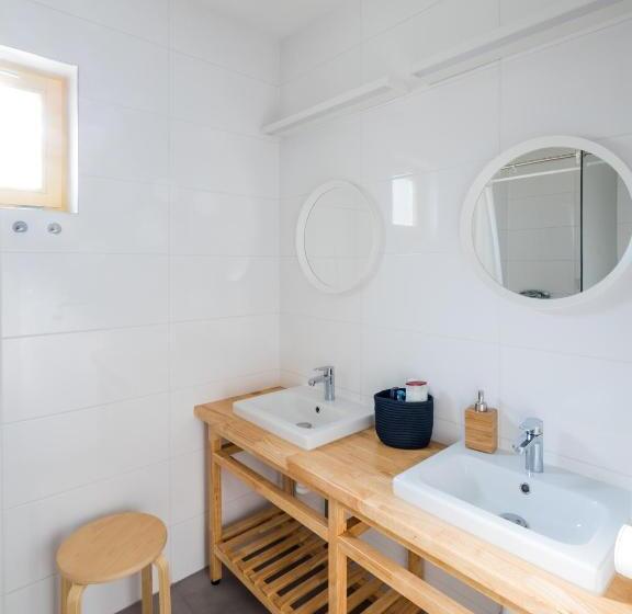 تختخواب در اتاق مشترک, Hostel Zahrada Mikulov