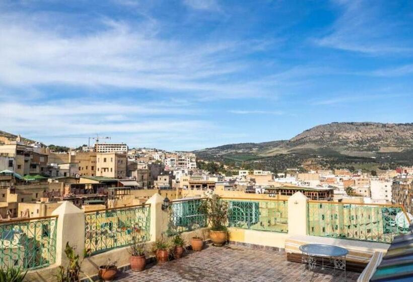 اتاق سوپریور چهار تخته, Riad Mounana Fez Luxurious Palace & Spa