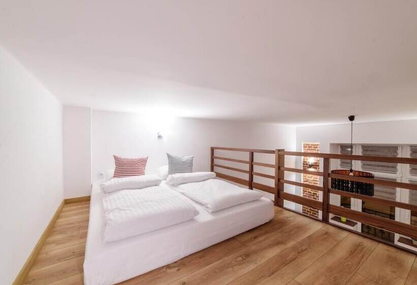 شقة غرفة واحدة, 2 Nights Apartments