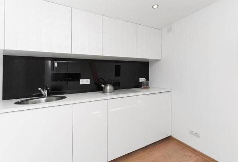 شقة غرفة نوم واحدة مزودة بشُرفة, 2 Nights Apartments
