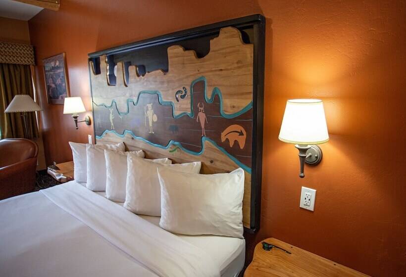스위트 킹사이즈 침대, Southwest Inn At Sedona