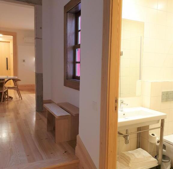 سوییت لوکس, Casa Da Baixa Downtown House
