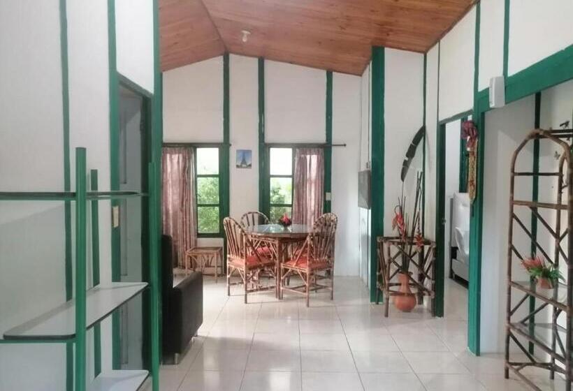 Bungalow Estandar 2 Quartos, Mega
