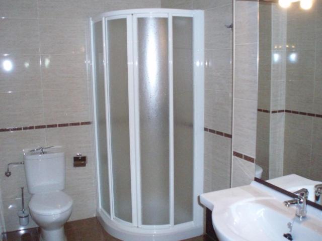 Студия Стандарт, Hostal El Altozano
