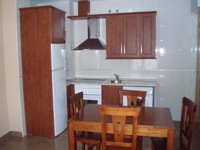 Студия Стандарт, Hostal El Altozano
