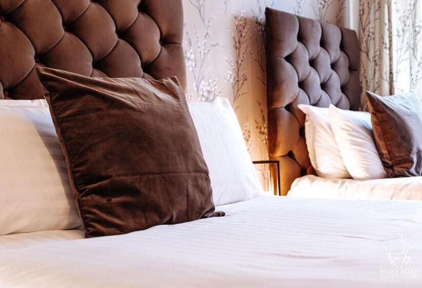 Студия Superior, Ricky Road Guest House   Wizard Studio Room Available To Book Now