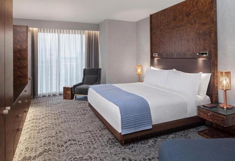 Deluxe Suite King Bed, The Joseph, A Luxury Collection Hotel, Nashville