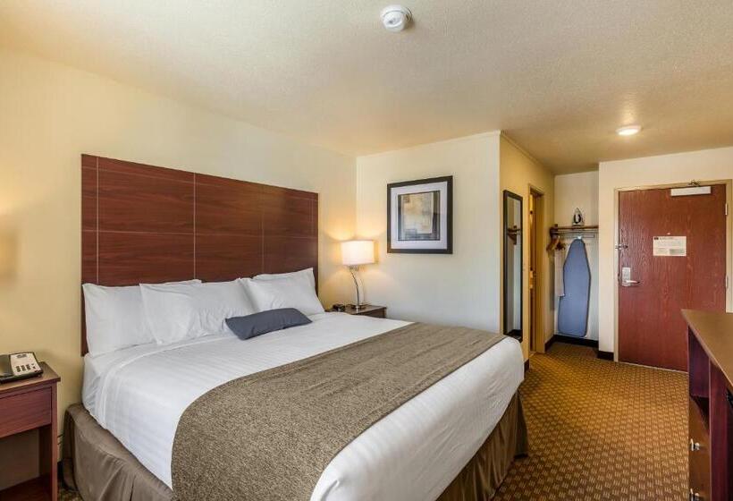 Номер Стандарт Трехместный, Cobblestone Inn & Suites  Merrill