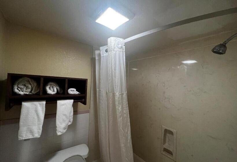 Стандартный Номер Кровать Кинг, Super 8 By Wyndham Houston West Katy
