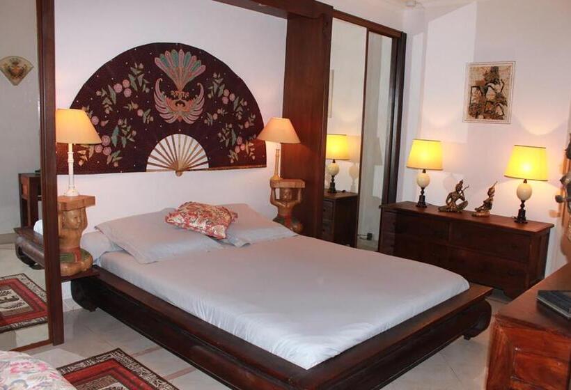 Люкс Deluxe Кровать Кинг, La Villa Topi