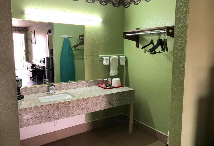 シングルデラックスルーム, Lone Star Inn