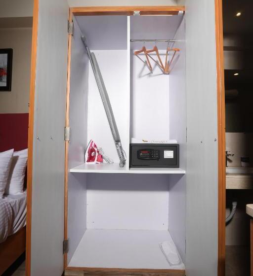 Номер Deluxe Кровать Кинг, Cliffton
