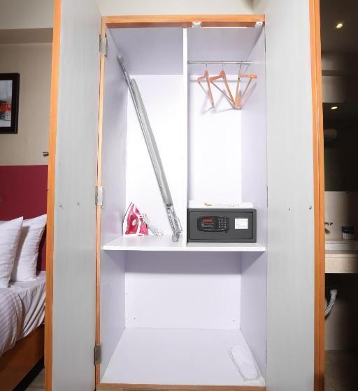 Номер Deluxe Кровать Кинг, Cliffton