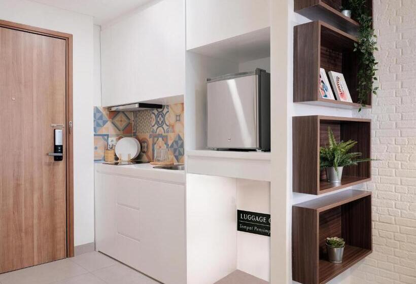 اتاق لوکس با تخت بزرگ, Fika Rooms Tangerang By Skandinavia