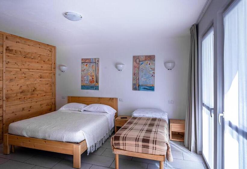 Номер Deluxe, Hostel   Bormio   Livigno   Santa Caterina   Stelvio