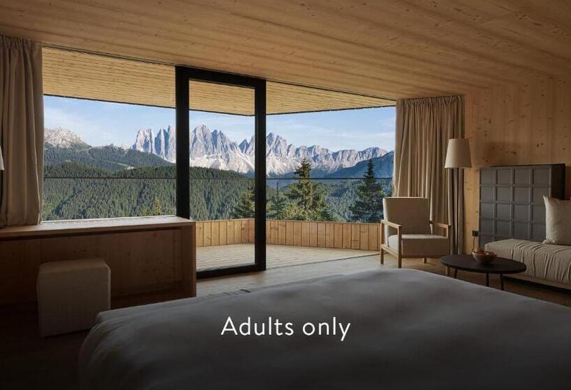 デラックススイート, Forestis Dolomites