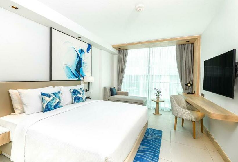 キングサイズベッドのスタンダードルーム, Hilton Garden Inn Phuket, Thailand
