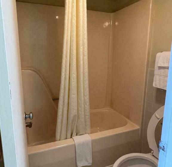 标准间, Royal Inn Motel Charlottesville