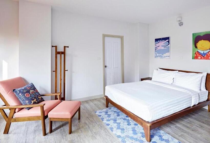 غرفة قياسية مطلّة علي الحديقة, Chez Bure   Bure Homestay
