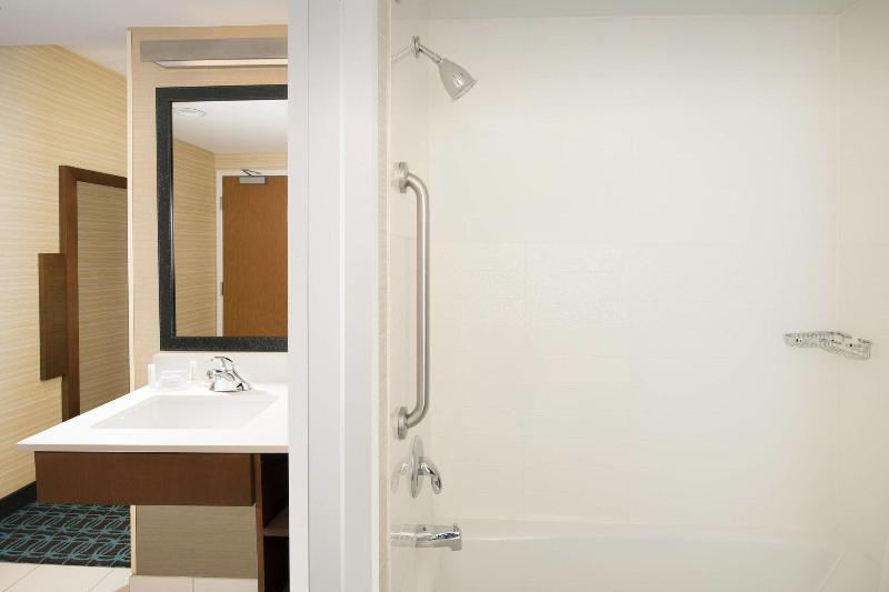 Стандартный Номер Кровать Кинг, Fairfield Inn & Suites By Marriott Albany East Greenbush