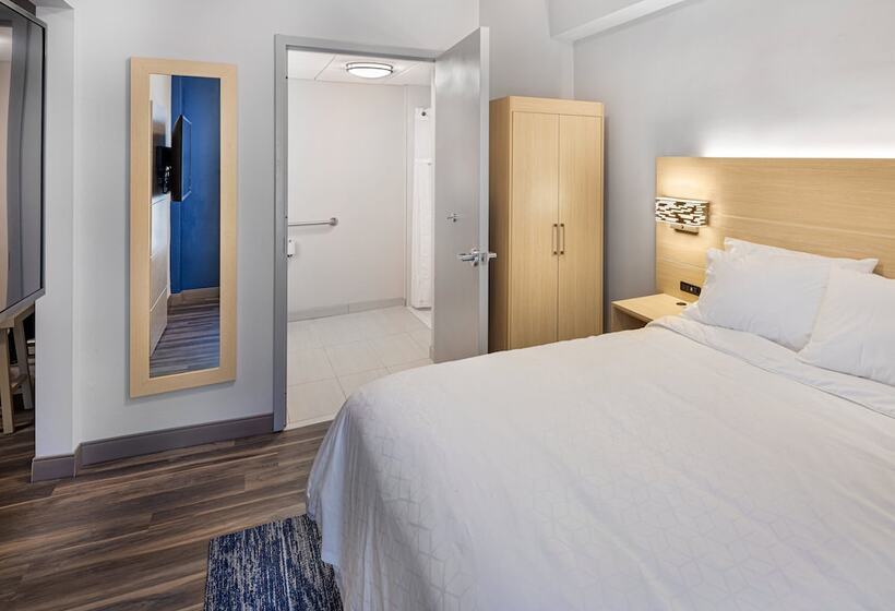 ２ダブルベッドのスタンダードルーム, Holiday Inn Express & Suites   Atlanta Downtown, An Ihg