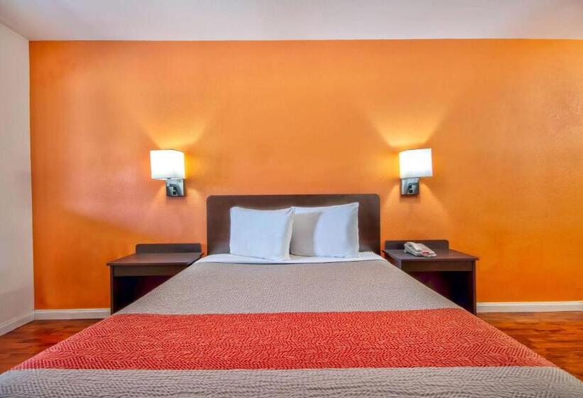장애인을 위한 스탠다드 룸, Motel 6santa Nella, Ca  Los Banos