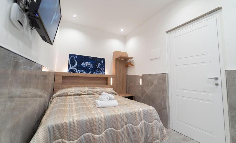 Standard Room, Hg Boutique Toledo, Napoli Centro, By Clapa Group