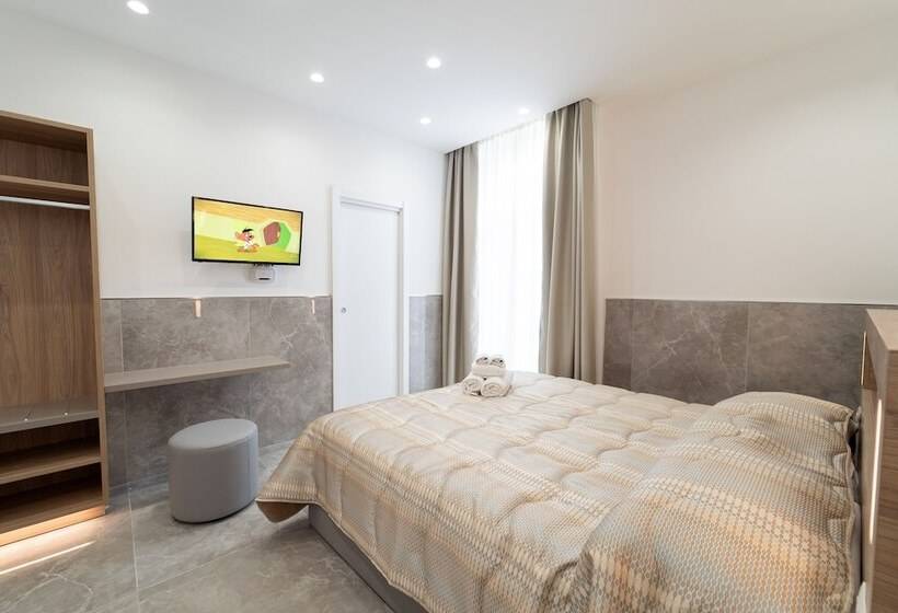 Deluxe Room, Hg Boutique Toledo, Napoli Centro, By Clapa Group