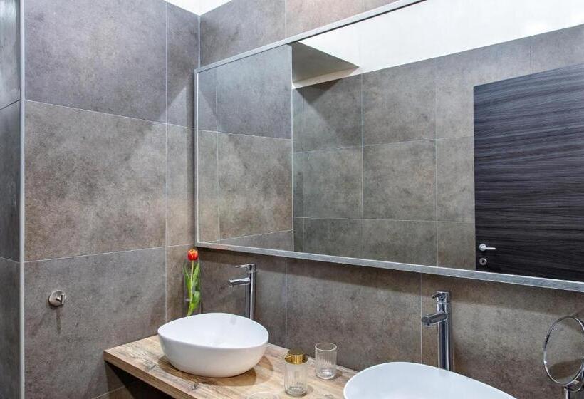 Superior Room, Hg Boutique Toledo, Napoli Centro, By Clapa Group