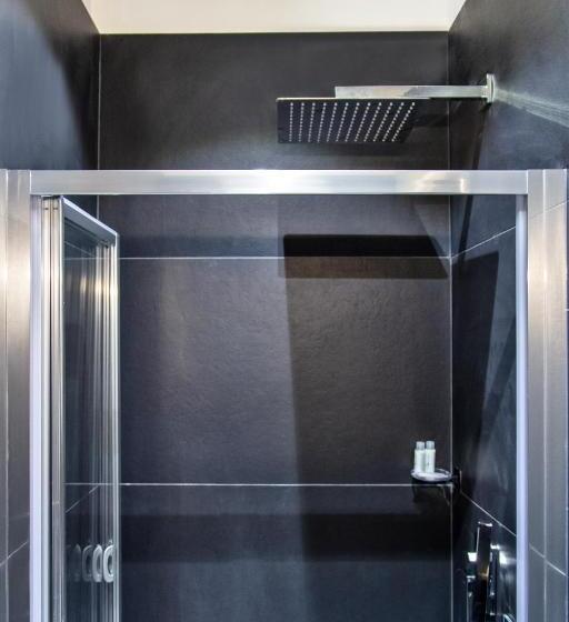 Deluxe Room, Hg Boutique Toledo, Napoli Centro, By Clapa Group