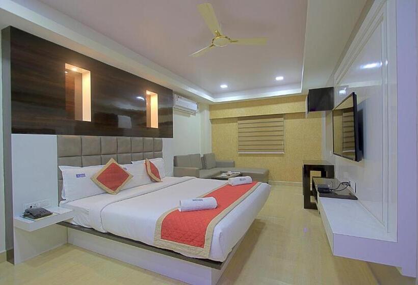 家庭工作室, Abm Express Inn