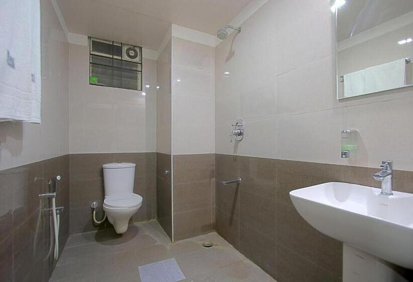 家庭工作室, Abm Express Inn