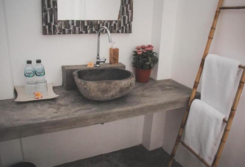 اتاق لوکس با تخت بزرگ, Govardan Home Stay