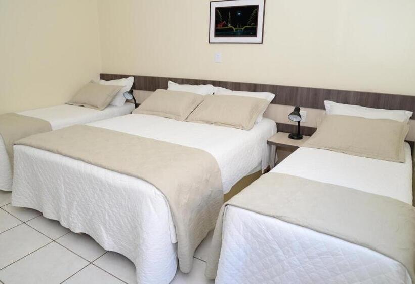 四人豪华间, Palace Hotel Guaíra