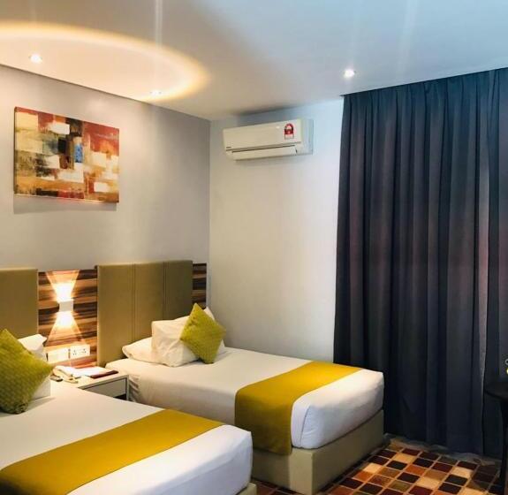 اتاق لوکس, Villa Abadi Resort