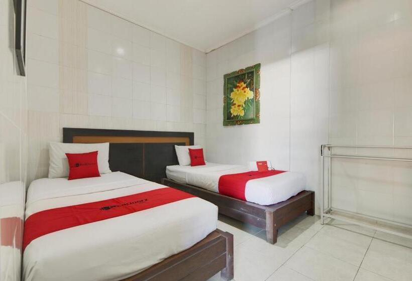 Quarto Estandar, Reddoorz Near Stadion Kompyang Sujana Bali