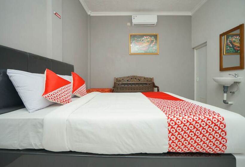 Номер Deluxe, Nindy Homestay By Oyo Rooms