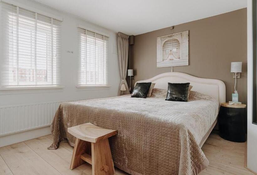 带大床的高级房间, Zen B&b