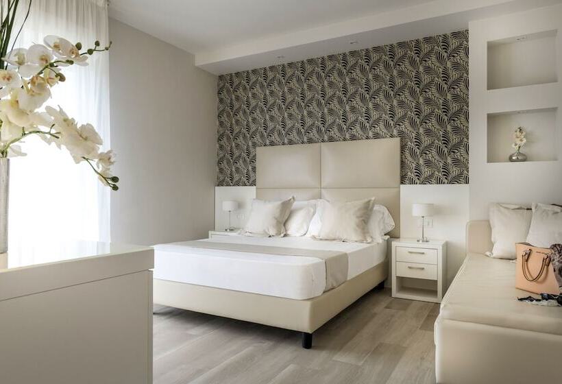 اتاق استاندارد سه نفره, Riviera