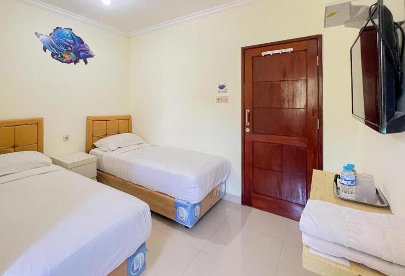 Номер Стандарт, Papa Kana Farm Mitra Reddoorz At Pacet Mojokerto