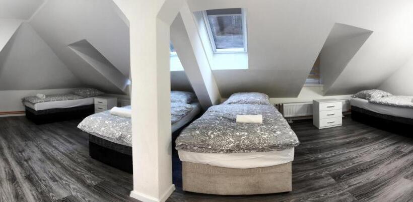 Family Suite, Kotva